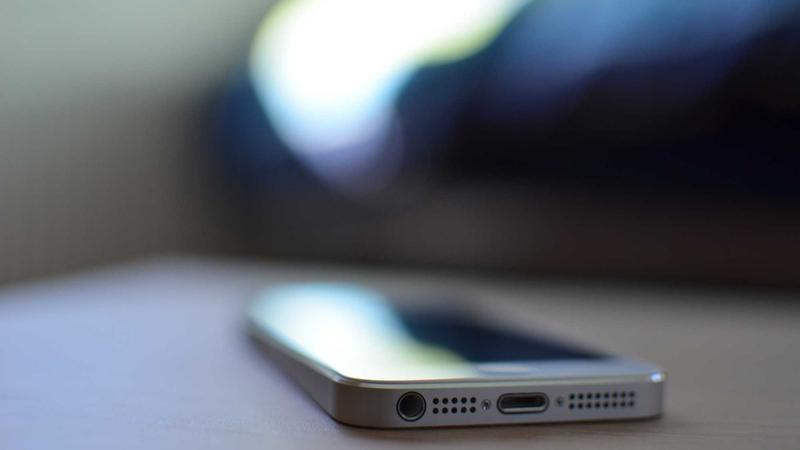 Bolsonaro recebe alta e chega em casa para cumprir prisão domiciliar